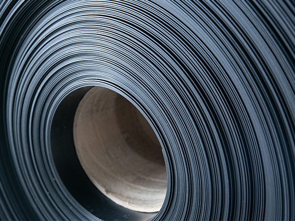   合理存放防滲土工膜講究方式方法。