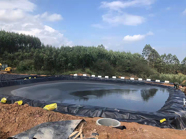 沼氣池土工膜使用過程中注意事項(xiàng)概述 沼氣池土工膜使用過程中注意事項(xiàng)概述