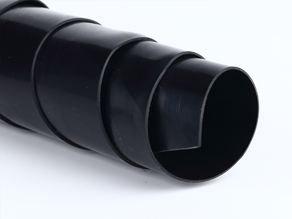 分析水產(chǎn)養(yǎng)殖防滲膜進(jìn)行雙層鋪設(shè)的意義 分析水產(chǎn)養(yǎng)殖防滲膜進(jìn)行雙層鋪設(shè)的意義