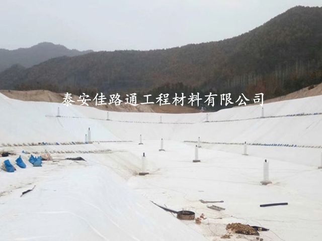 該如何檢測工程長絲土工布的排水性能？