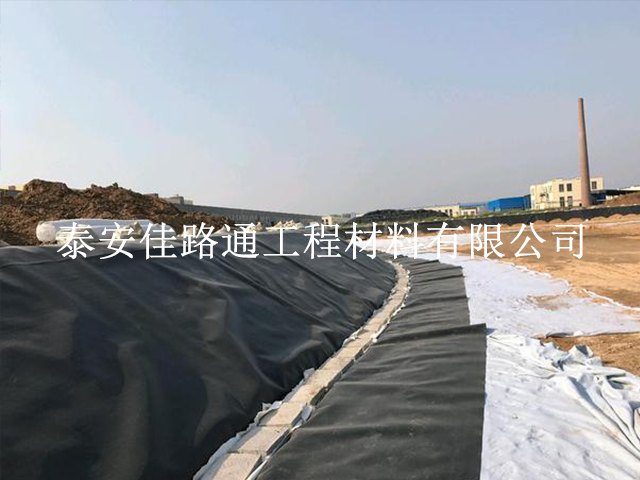 找出HDPE防滲膜表面出現(xiàn)斑點的原因 找出HDPE防滲膜表面出現(xiàn)斑點的原因