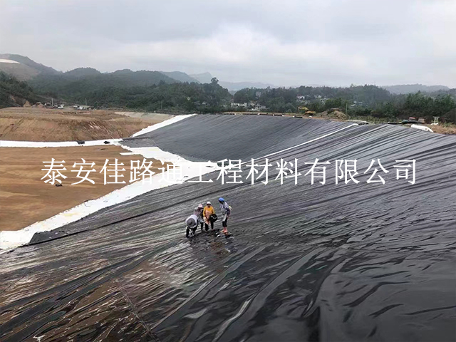 hdpe防滲土工膜施工前須符合各方面標準要求 hdpe防滲土工膜施工前須符合各方面標準要求