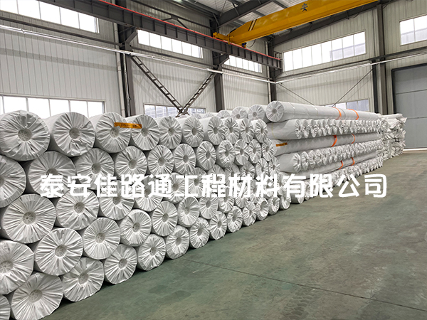 防滲膜廠家簡述養(yǎng)殖行業(yè)為何要使用防滲膜 防滲膜廠家簡述養(yǎng)殖行業(yè)為何要使用防滲膜