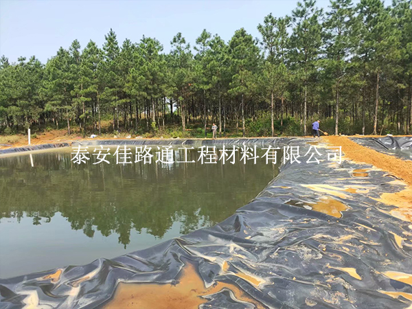 多多關(guān)注水產(chǎn)養(yǎng)殖防滲膜的施工過程 多多關(guān)注水產(chǎn)養(yǎng)殖防滲膜的施工過程