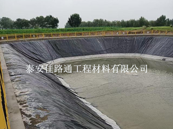 四項(xiàng)技術(shù)要求約束魚塘養(yǎng)殖防滲膜 四項(xiàng)技術(shù)要求約束魚塘養(yǎng)殖防滲膜