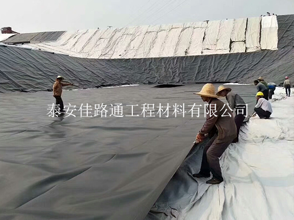 防滲膜廠家?guī)私夥罎B性能須考慮因素 防滲膜廠家?guī)私夥罎B性能須考慮因素