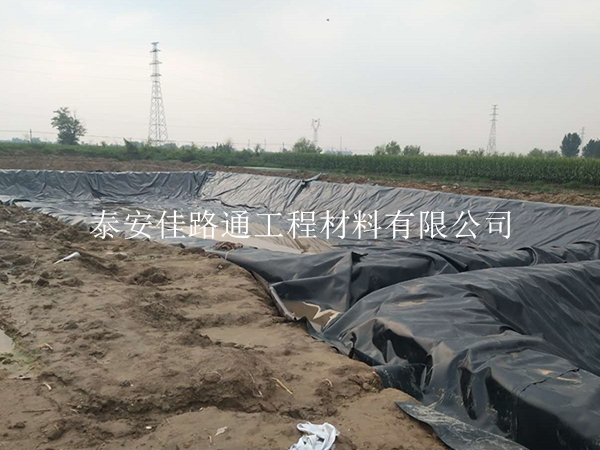 防滲土工膜的接縫使用成為施工關鍵 防滲土工膜的接縫使用成為施工關鍵