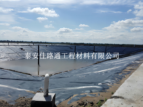 水產養(yǎng)殖防滲膜鋪裝有哪些技術要求須關注？