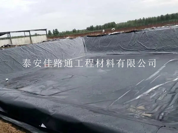 做好沼氣池土工膜施工細(xì)節(jié)的注意尤其關(guān)鍵 做好沼氣池土工膜施工細(xì)節(jié)的注意尤其關(guān)鍵