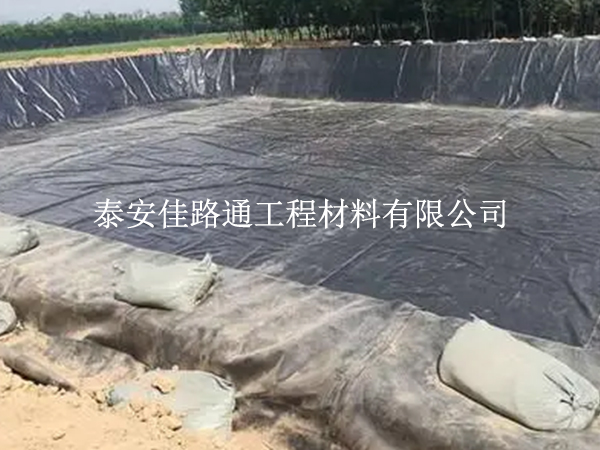 垃圾填埋場防滲膜鋪設(shè)控制要求:簡潔而新穎的視角 垃圾填埋場防滲膜鋪設(shè)控制要求:簡潔而新穎的視角