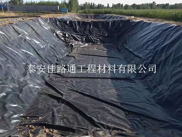 導致人工湖防滲膜融解因素的探析 導致人工湖防滲膜融解因素的探析