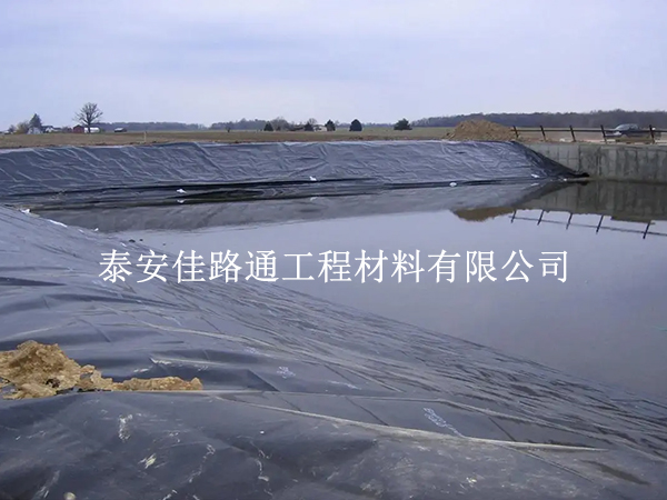 影響?zhàn)B殖防滲膜延伸率的因素探析 影響?zhàn)B殖防滲膜延伸率的因素探析