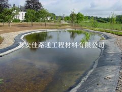 油田防滲土工膜上墻施工處理