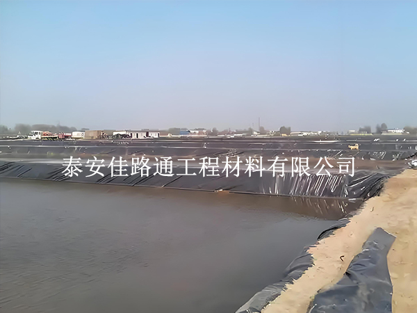 水產(chǎn)養(yǎng)殖防滲膜施工焊縫檢測技巧:簡單新穎的方法 水產(chǎn)養(yǎng)殖防滲膜施工焊縫檢測技巧:簡單新穎的方法